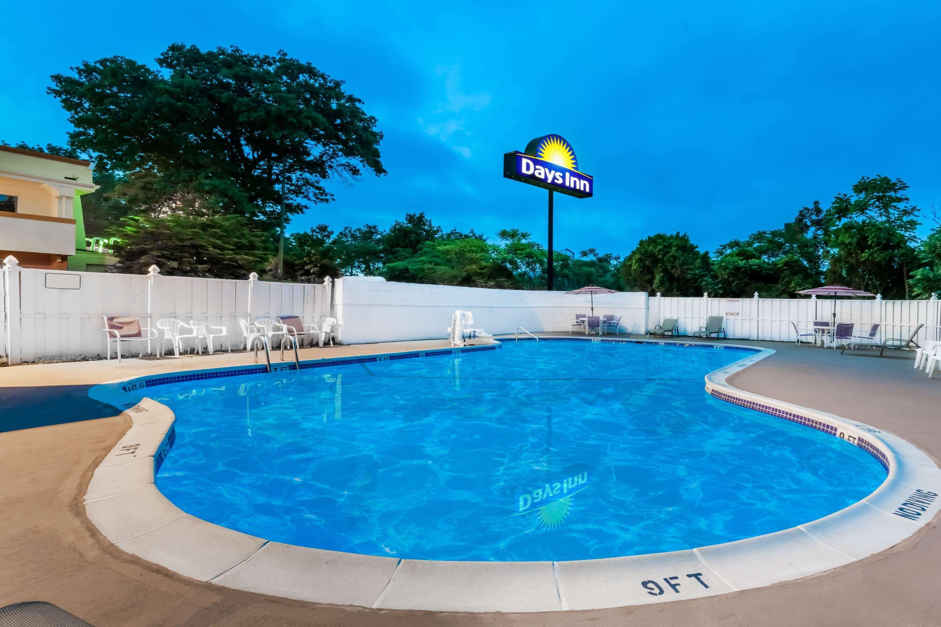 Days Inn by Wyndham Tannersville Eksteriør billede